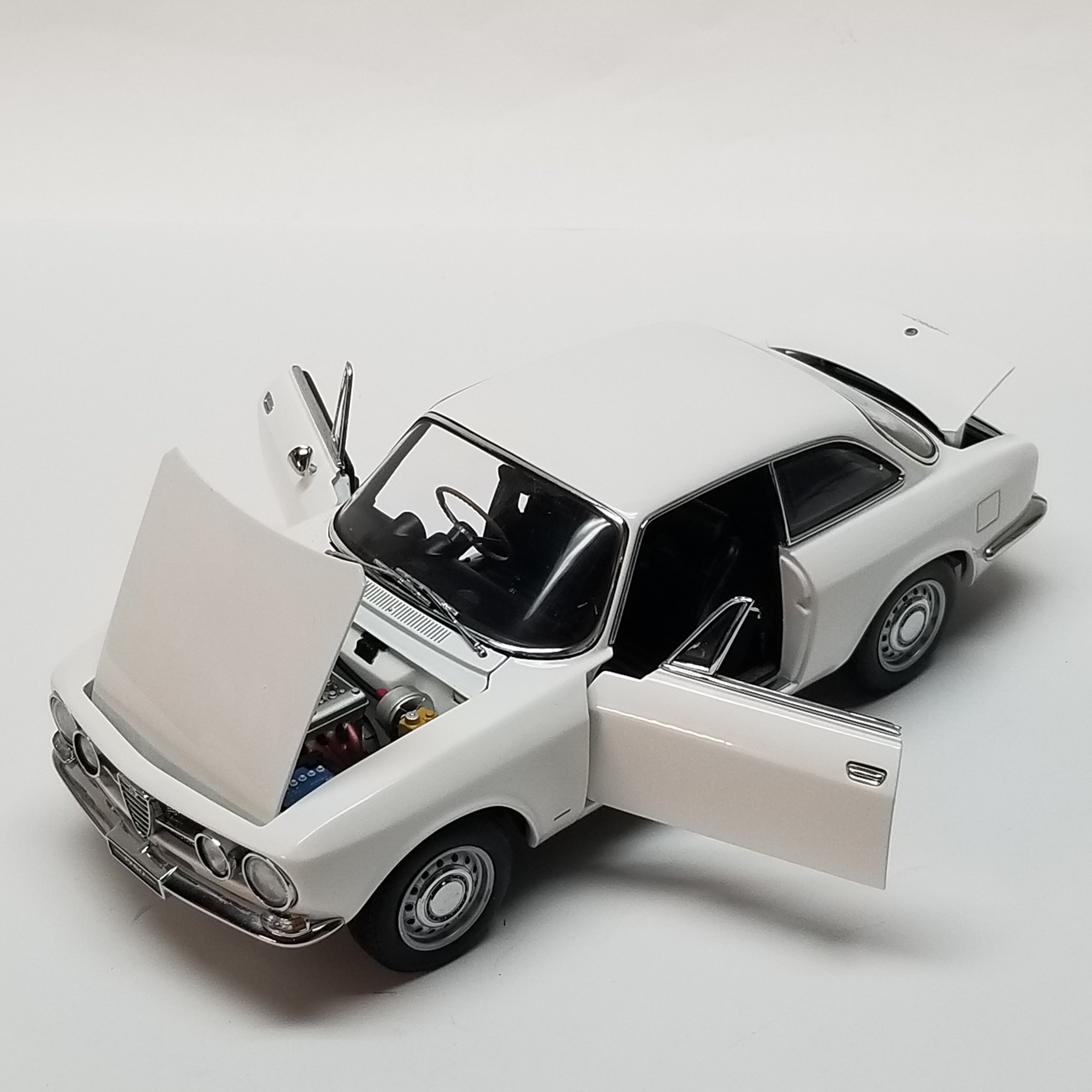 AUTOart Millennium 1967 Alfa Romeo 1750 1 18 Scale Model White Tiny Little Cars